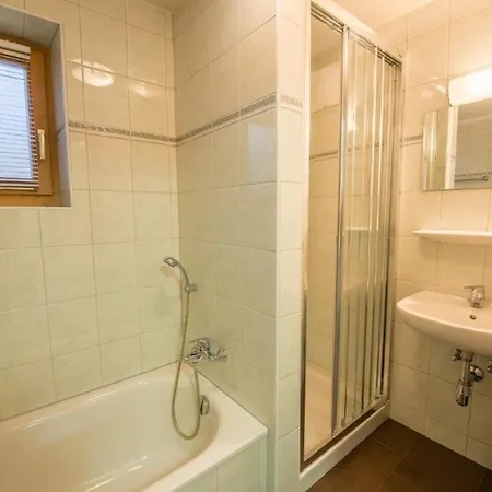 Dağ evi In Austria Near Lift & Sauna Wald im Pinzgau