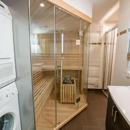 Сasa de vacaciones Panoramic Glass With Sauna Wald im Pinzgau